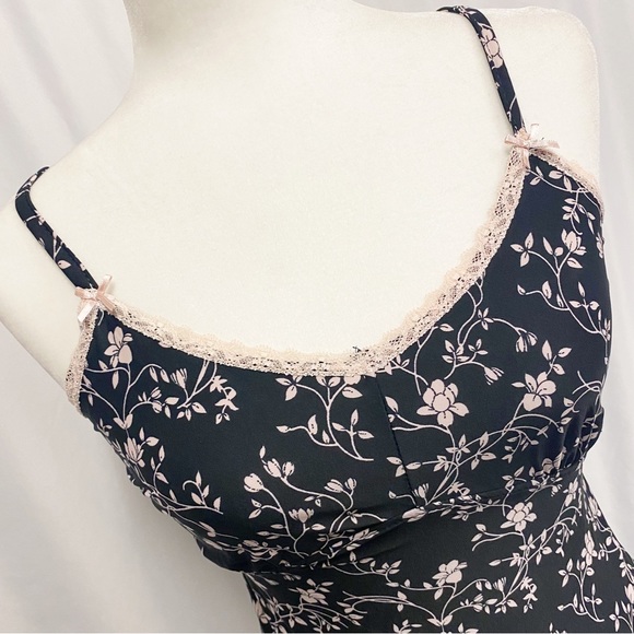 Rene Rofe Sleepwear Set Black & Pink Floral Slip & Robe - Picture 7 of 10